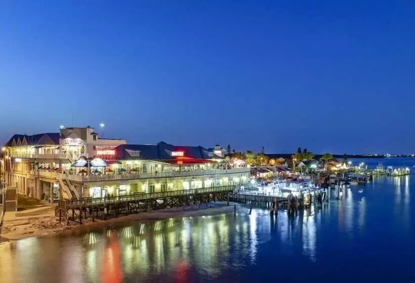 Hotelli Twins Inn & Apartments