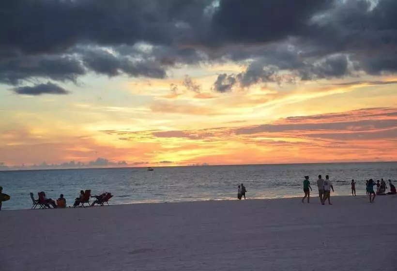 Hotelli Twins Inn & Apartments