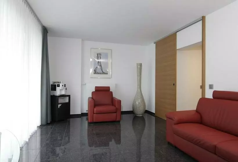 ペンション Maria Suite