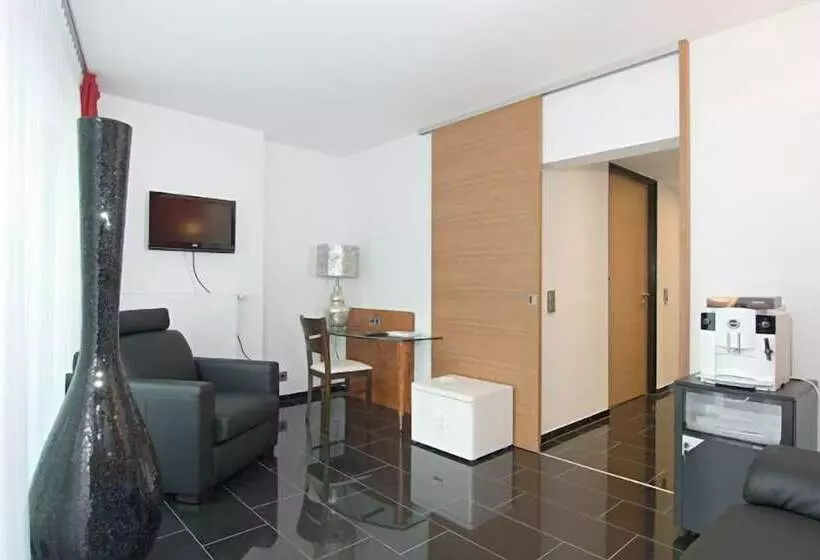 ペンション Maria Suite