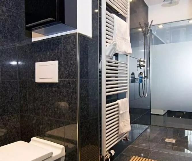 ペンション Maria Suite