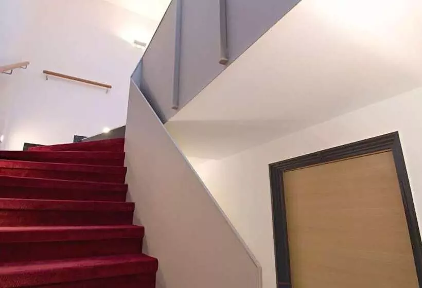 ペンション Maria Suite