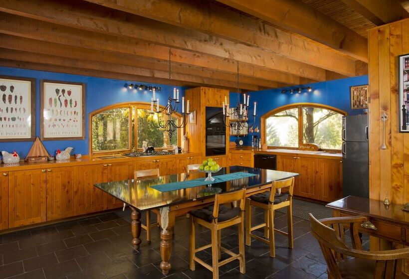 펜션 The Mudcastle