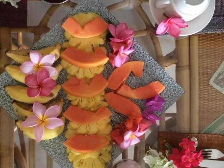 پانسیون Tibambari