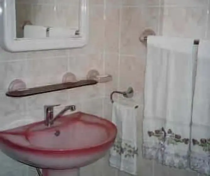 پانسیون Tibambari