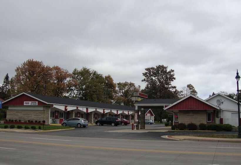 Pinconning Trail Inn Motel