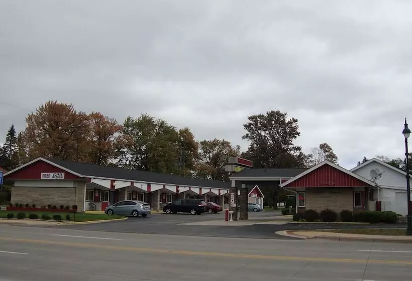 Pinconning Trail Inn Motel