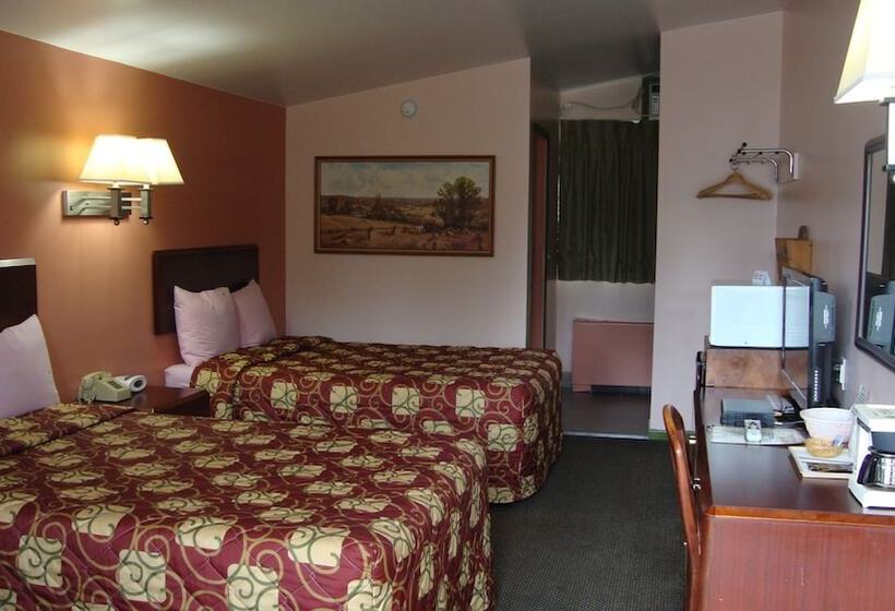 Pinconning Trail Inn Motel