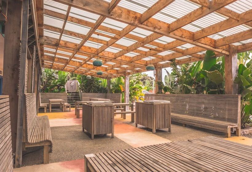 منتجع Island View Holiday Park