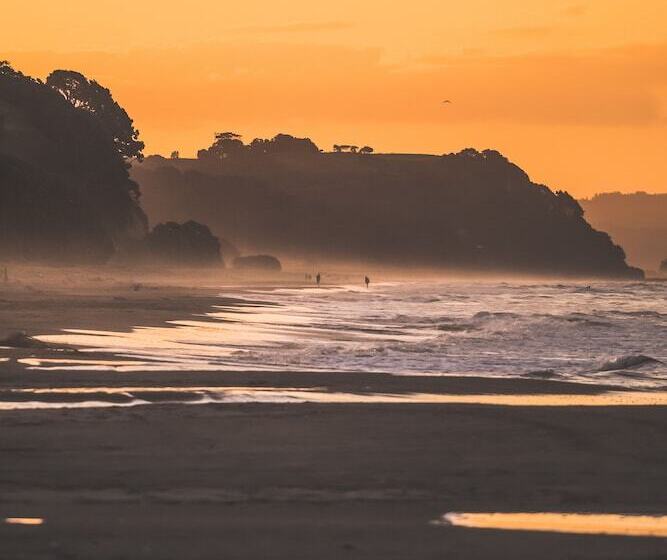 منتجع Island View Holiday Park