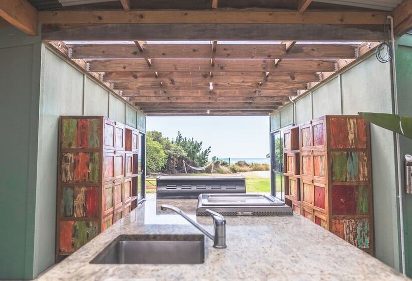 منتجع Island View Holiday Park