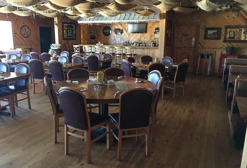 Southfork Motel And Grill