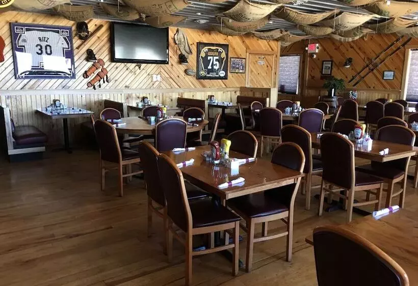 Southfork Motel And Grill