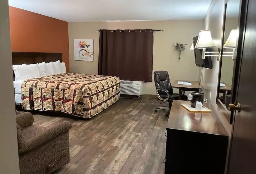 Southfork Motel And Grill