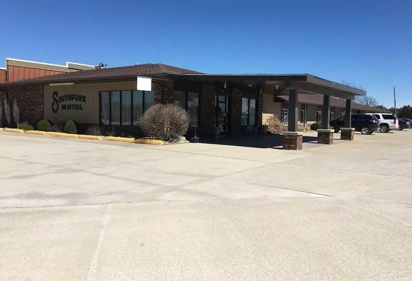 Southfork Motel And Grill