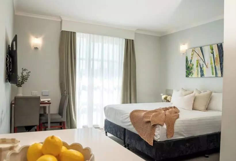 Abode Narrabundah