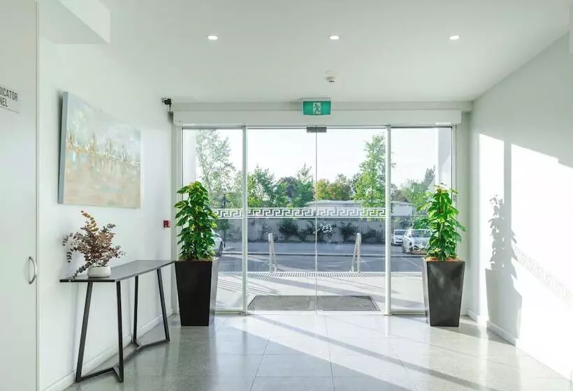 Abode Narrabundah