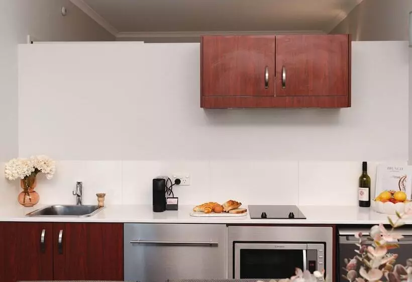 Abode Narrabundah