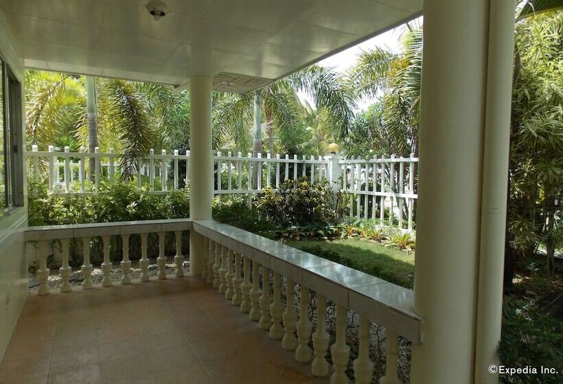 Bearland Paradise Resort