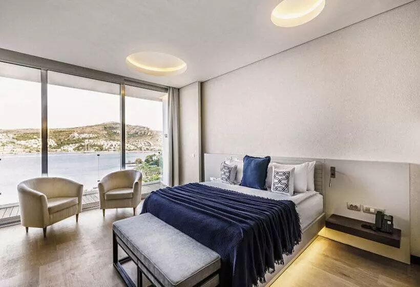 Cape Bodrum Luxury Hotel & Beach