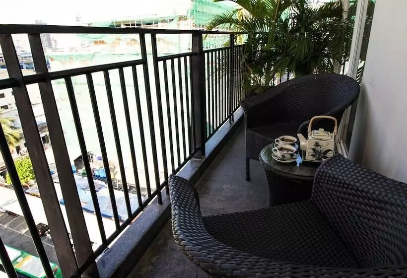 هتل Balconitel Boutique