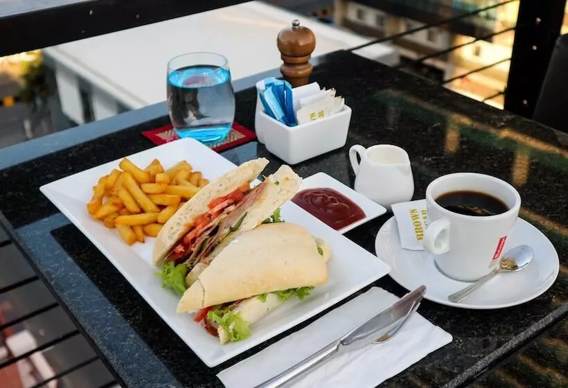 هتل Balconitel Boutique