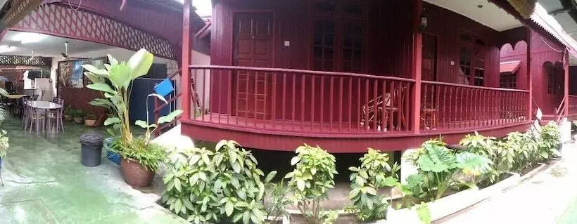 ホテル Budget Beach Resort