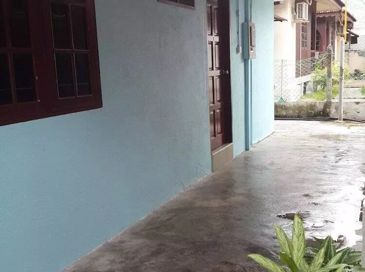 ホテル Budget Beach Resort