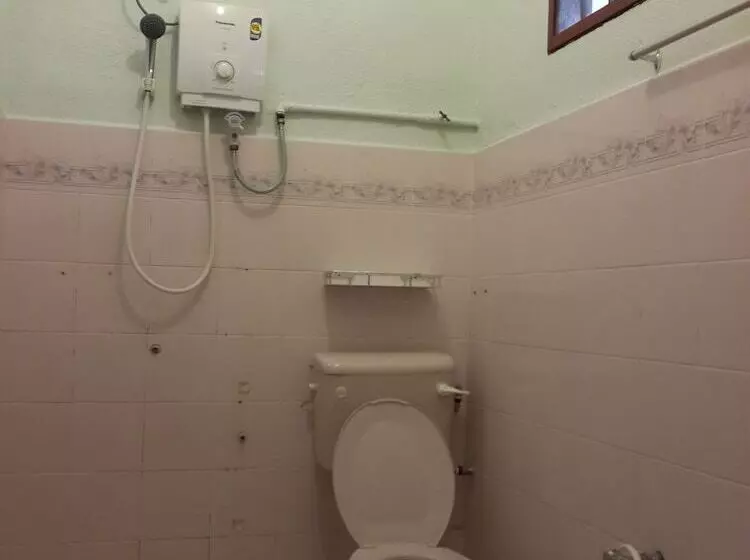 ホテル Budget Beach Resort