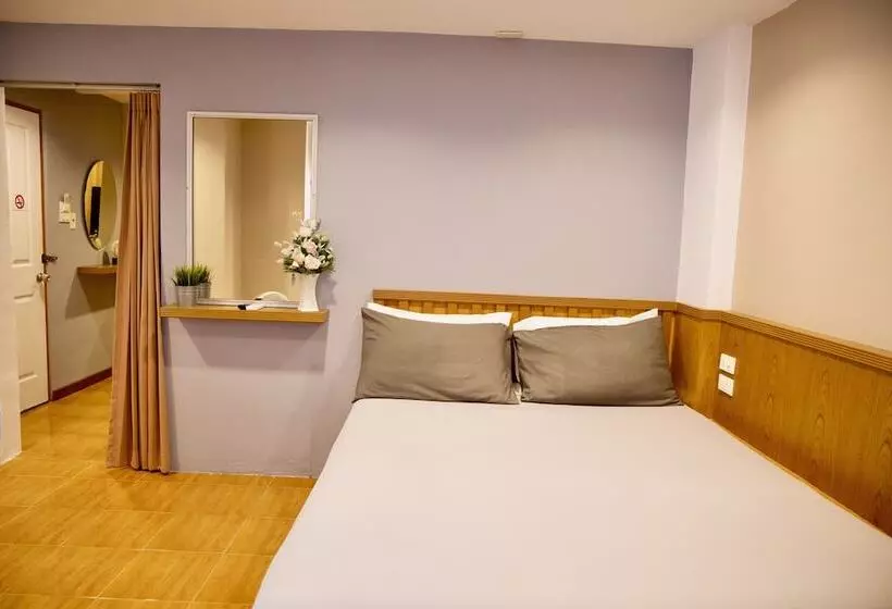 هتل Cha Am My House Resort