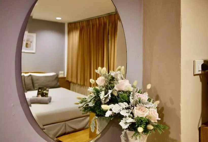 هتل Cha Am My House Resort