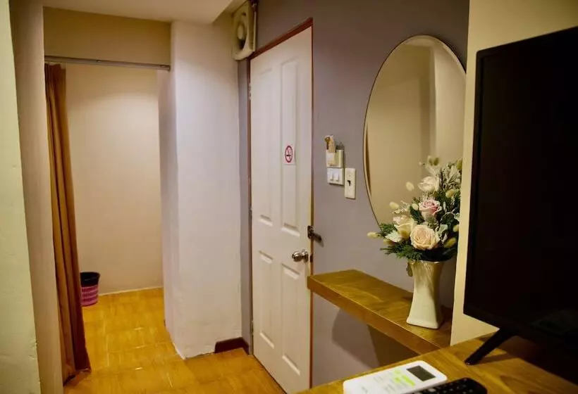 هتل Cha Am My House Resort