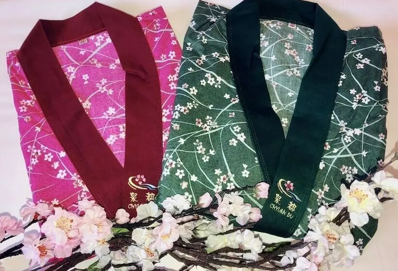 هتل Chyuan Du Spring Resort