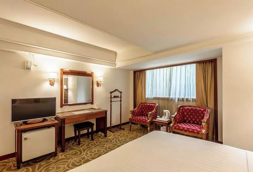 هتل Chyuan Du Spring Resort