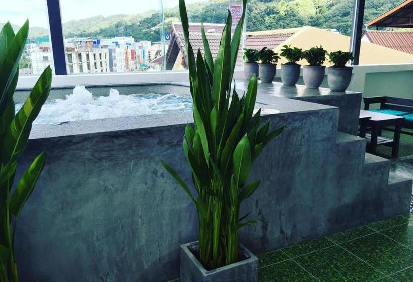 בית מלון כפרי Colora  Patong Phuket