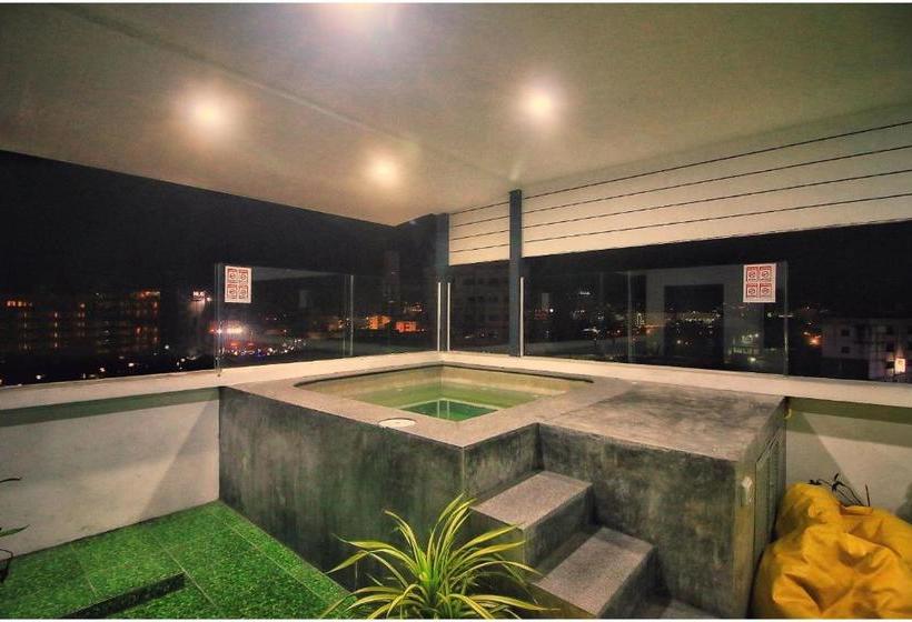 בית מלון כפרי Colora  Patong Phuket