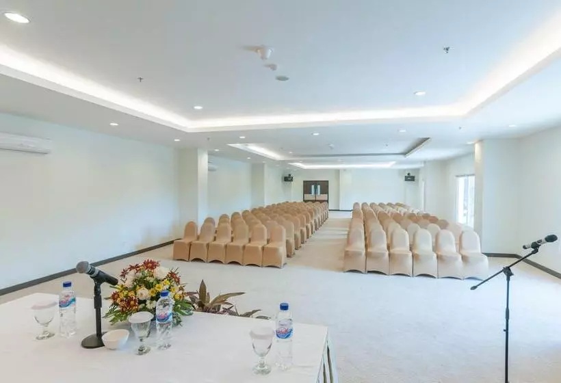 ホテル Dalton Makassar