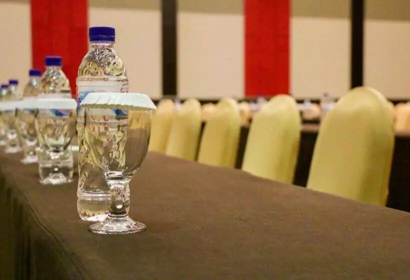 ホテル Dalton Makassar