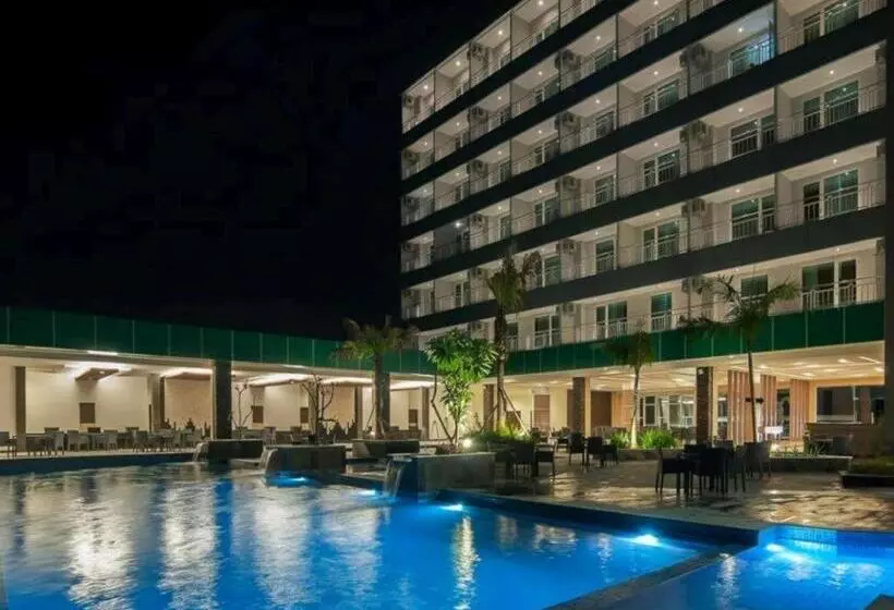 ホテル Dalton Makassar