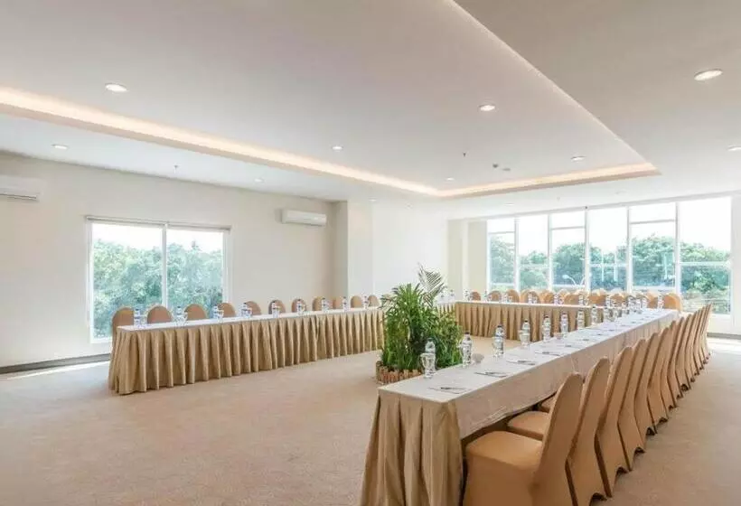 ホテル Dalton Makassar