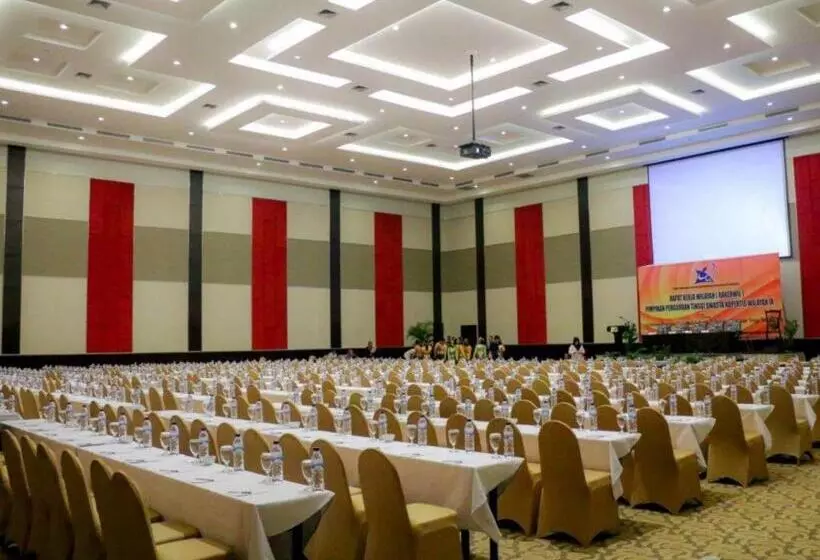 ホテル Dalton Makassar