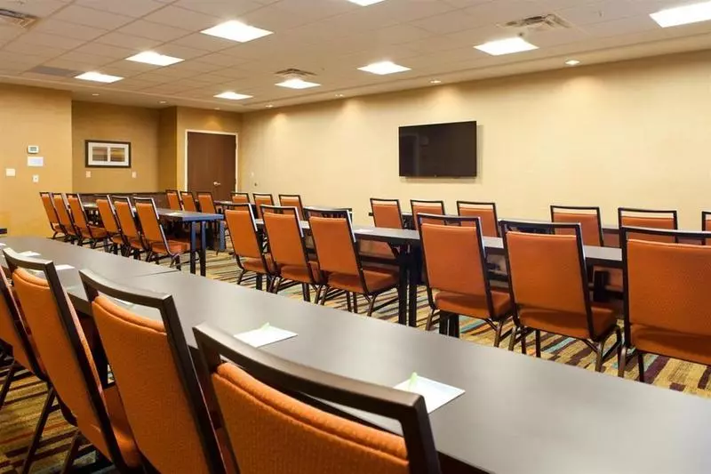 فندق Fairfield Inn & Suites By Marriott Lethbridge