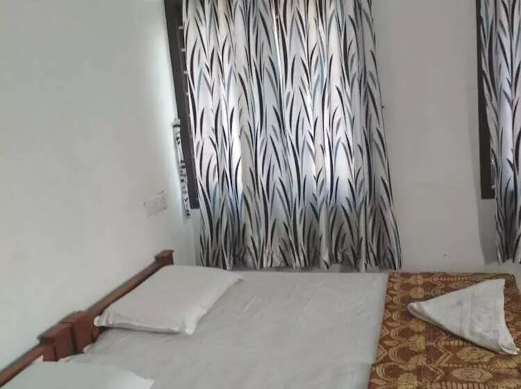 Hotel Immanuel Homestay