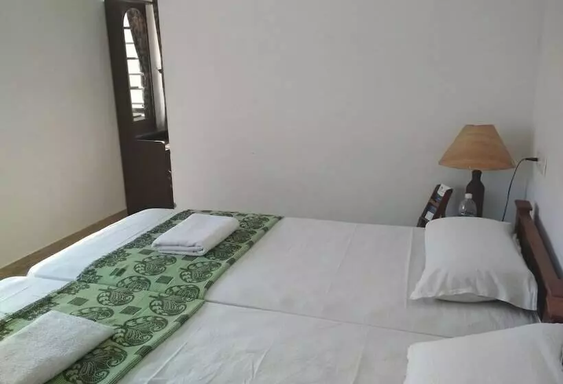 Hotel Immanuel Homestay