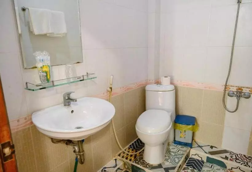 هتل Kim Thuy Ngan Ha