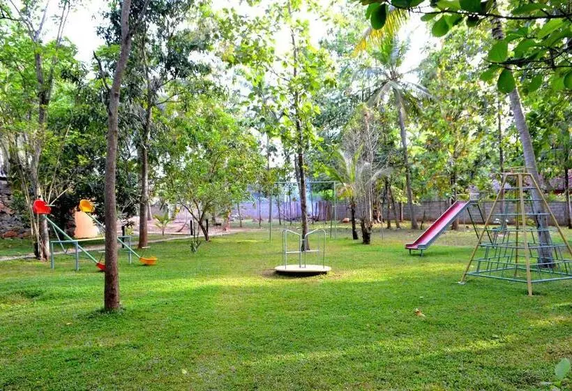 בית מלון כפרי Kottawatta Village
