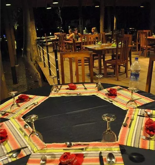 בית מלון כפרי Kottawatta Village