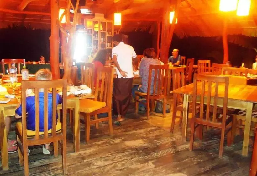 בית מלון כפרי Kottawatta Village