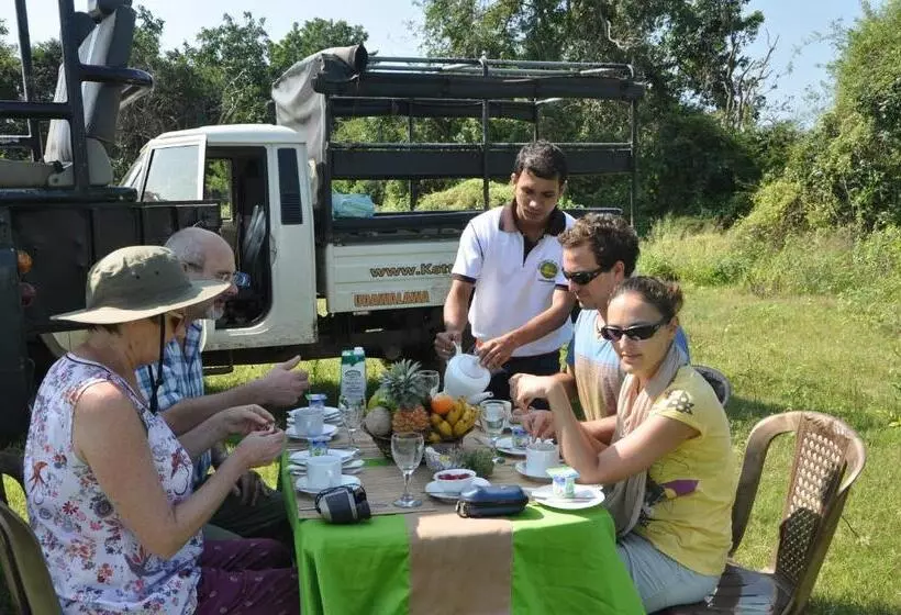 בית מלון כפרי Kottawatta Village