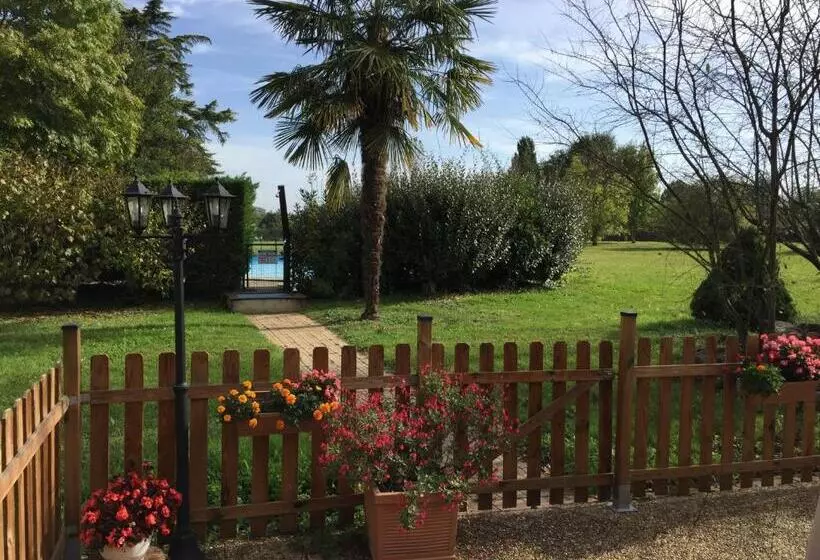 호텔 Les Rives Du Plantié